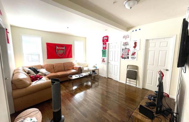 600 MONROE ST - 600 Monroe Street, Hoboken, NJ 07030