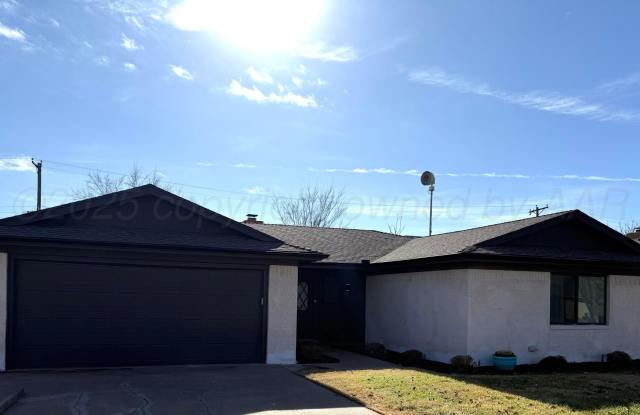 5629 SW 43RD Avenue - 5629 Southwest 43rd Avenue, Amarillo, TX 79109