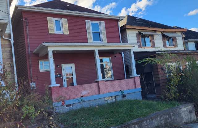 3 Bedroom Single Family Home Available NOW! photos photos