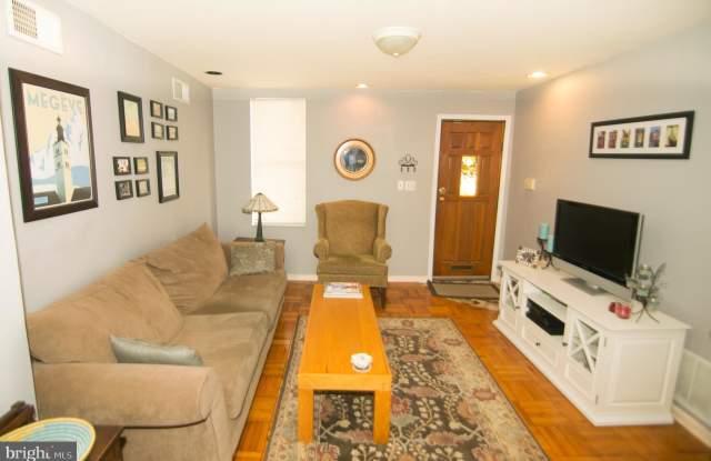 108 E RANDALL STREET Gallery 2