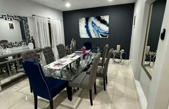 137 Ne 10th St photos photos