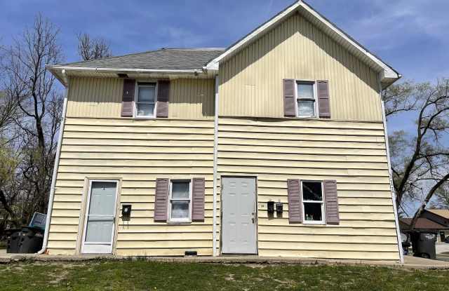 111 E Davis St - 111 East Davis Street, Danville, IL 61832 111 E Davis St - 111 East Davis Street, Danville, IL 61832