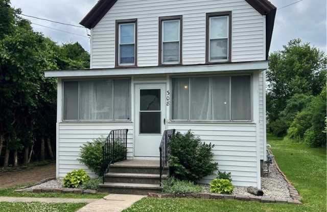 308 Hartford Place photos photos