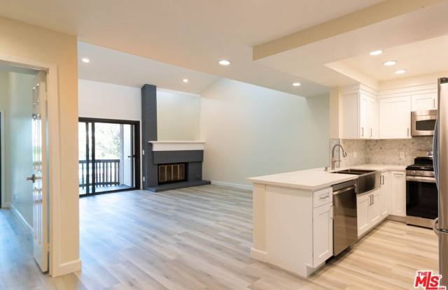 8515 FALMOUTH Ave photos photos