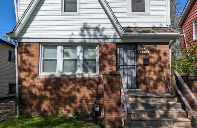 9341 Roselawn- 3 BEDS  1.5 BATH FOR RENT! photos photos