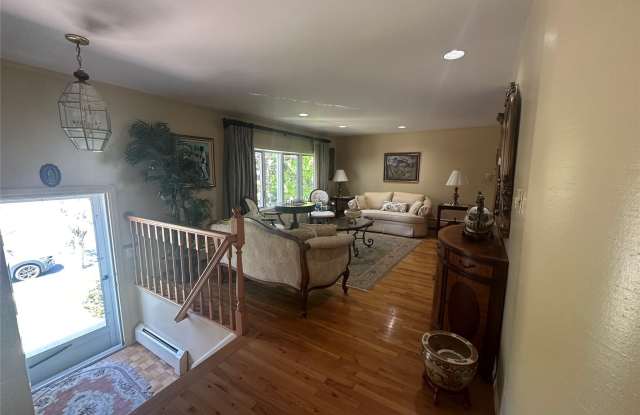 776 Bunker Road Gallery 4