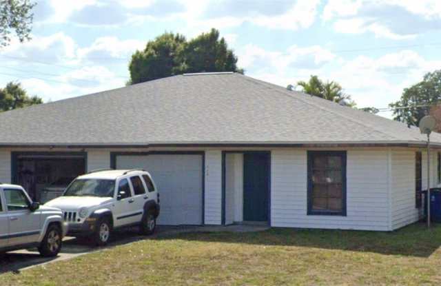 2247-2249 Violet Drive unit: 2247 photos photos