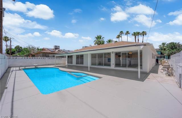 1524 Bonita Avenue Gallery 2