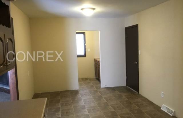 17226 Montgall Drive Gallery 4