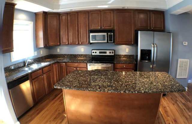 7025 Elm Hill Court Gallery 3