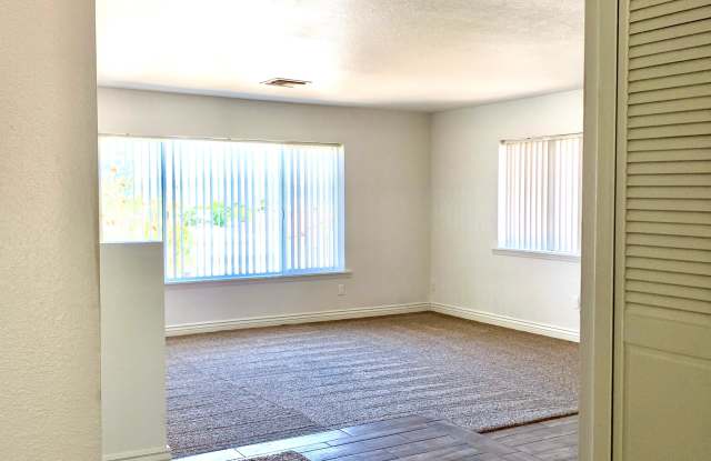16231 E Bainbridge Avenue Gallery 3