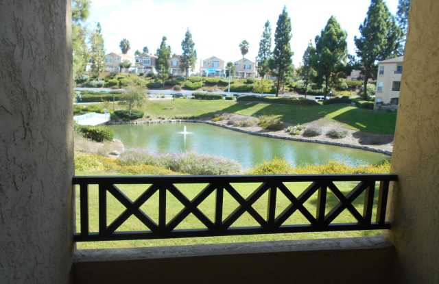 3 BEDROOMS CONDO WITH BEAUTIFUL LAKE VIEWS. photos photos