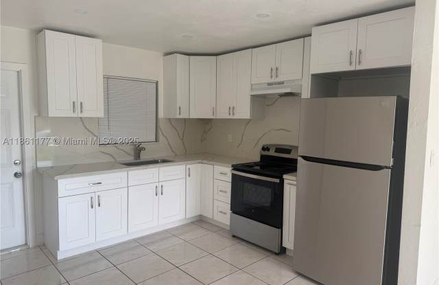 732 SW 6th St photos photos 732 SW 6th St photos photos