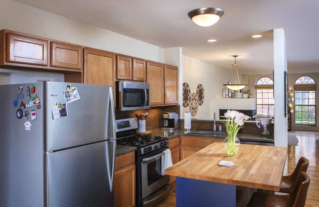 1388 Ashford Ct Gallery 4