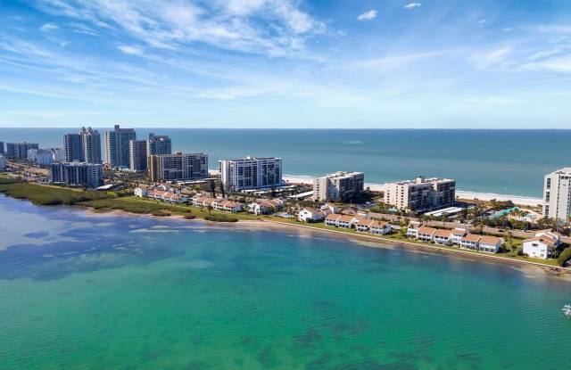 1451 GULF Boulevard Gallery 2