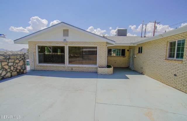 5801 VIEWMONT Lane Gallery 4