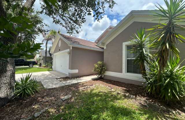 Beautiful and Well Maintained HOA Community photos photos