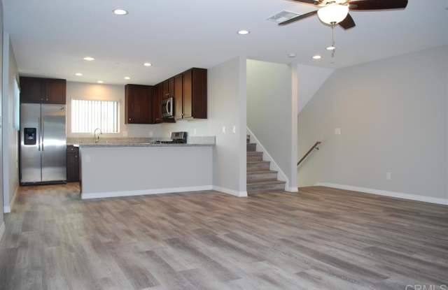 646 Florida Str Florida Gallery 4