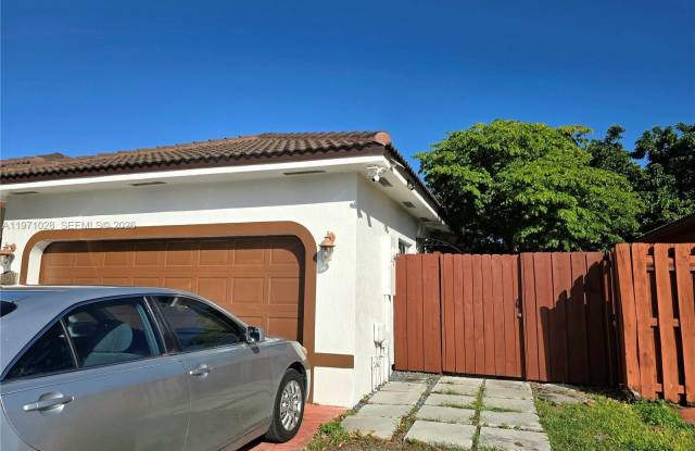 18255 SW 145th Ave photos photos