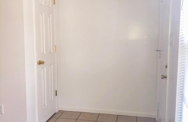 360 Hunting Green Drive Gallery 3