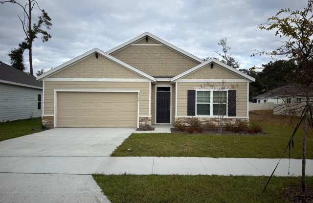 4 Bedroom 2 Bath Convenient to Everything photos photos