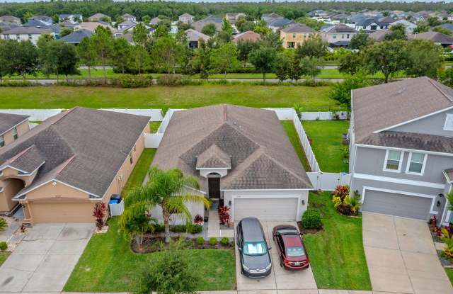 Fully Updated Spacious Riverview Home-Pets Allowed photos photos