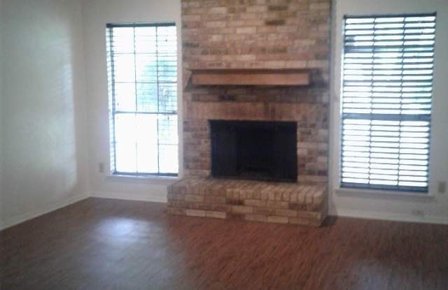 623 Overlook Court Gallery 2