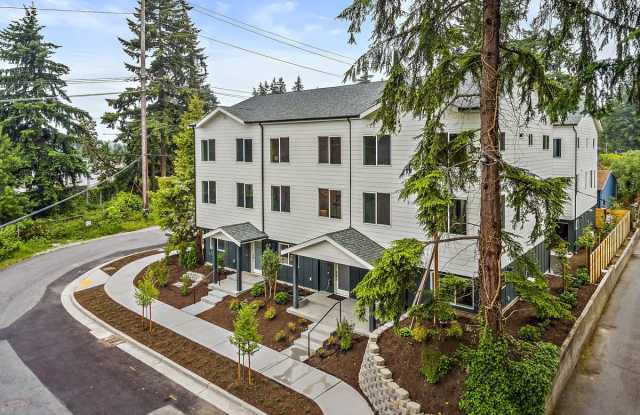 228 NE 180th St. Unit A Gallery 4