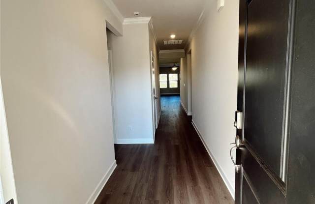1003 Alicante Avenue Gallery 2