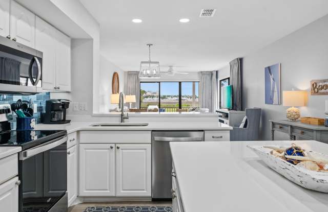 814 Harbour Pointe Drive Gallery 4