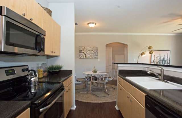 8916 Brodie Ln 71536 Gallery 3