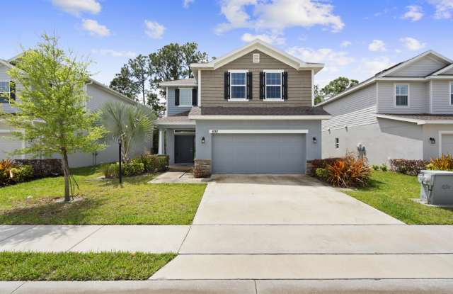 692 NE Turtleback Trail Gallery 2