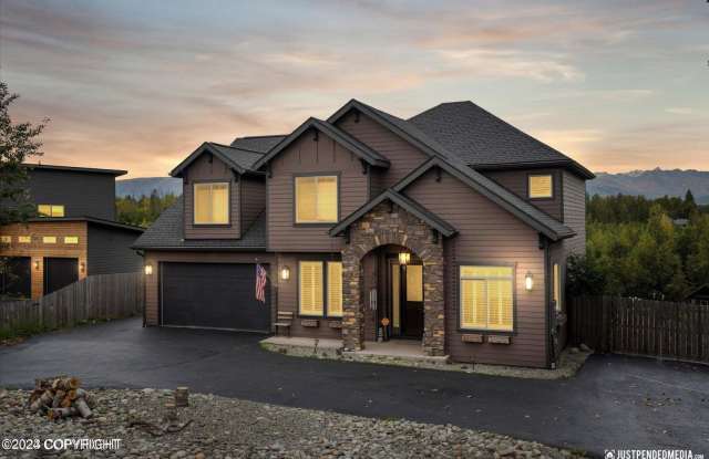 Amazing 4 Bed/4.5 Bath Palmer Home photos photos