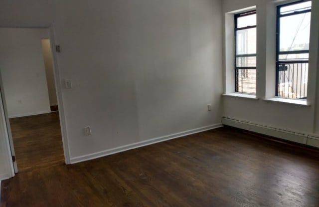 210 Central Ave 5D Gallery 3