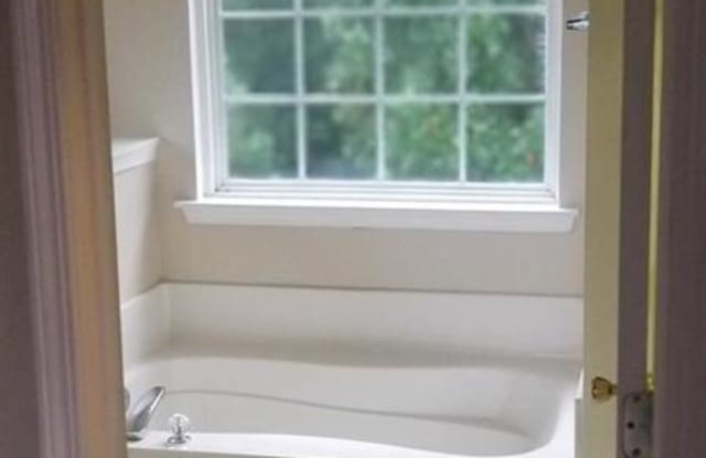 180 Windriver Trail Gallery 4