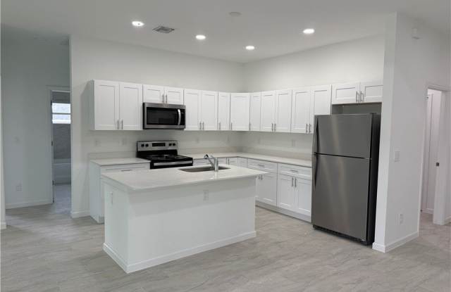 1247 Cavalier Circle Gallery 4