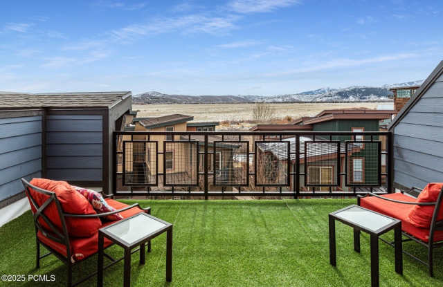 1370 Center Drive unit: 23 photos photos