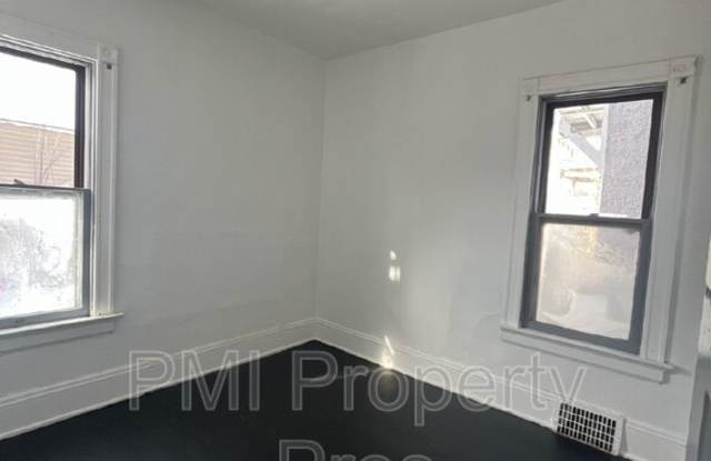 1511 N 34th St photos photos