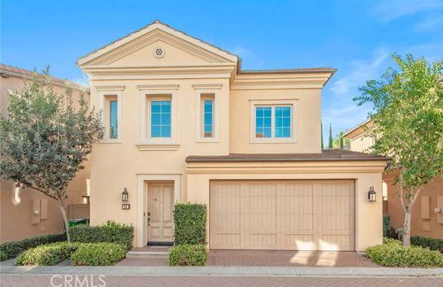 83 Bianco photos photos