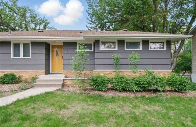 4212 Princeton Avenue - 4212 Princeton Avenue, St. Louis Park, MN 55416