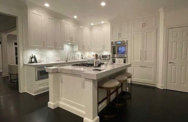 13535 FLOWERFIELD Drive Gallery 3