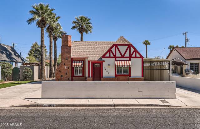 1909 W HOLLY Street Gallery 2