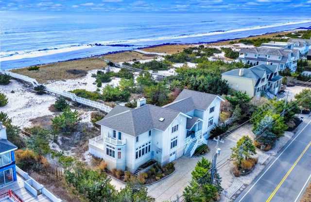 605 Dune Road Gallery 2