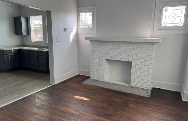 3724 Wager Avenue - 3 (3726 A1) UP Right Gallery 2