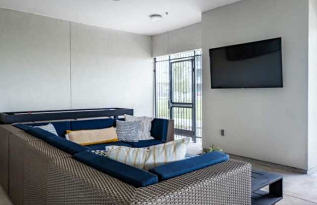 1841 Social Drive Gallery 4