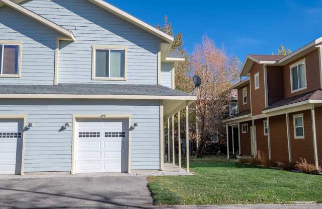 Fully Furnished 2 BR Townhouse in Driggs with Attached Garage photos photos