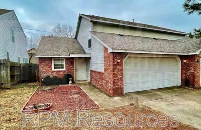 307 Colony Dr photos photos