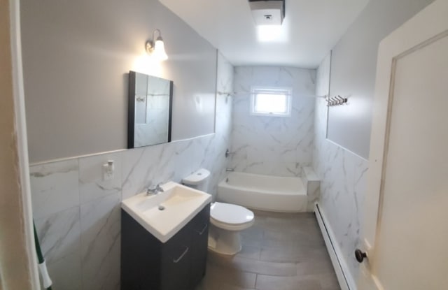 228 N Oraton Pkwy Gallery 3
