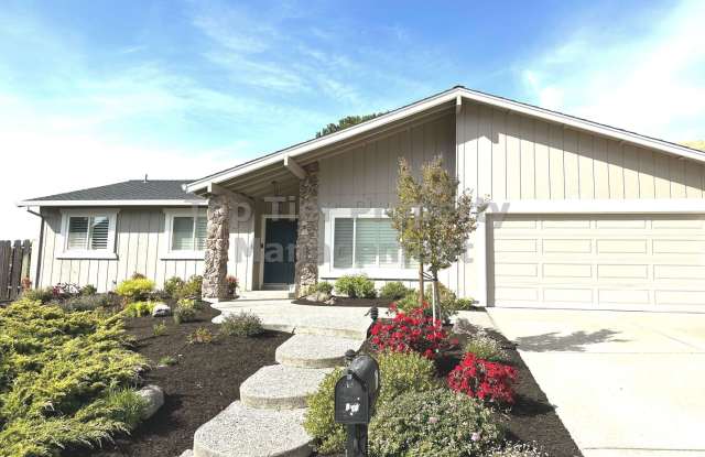 Beautiful 3 bed / 2 bath / 1,648 sqft house in Clayton - Available 05/15 photos photos