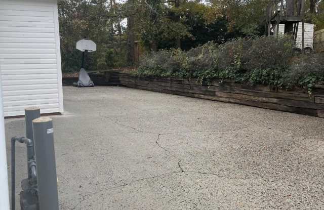516 FAIRFIELD Way Gallery 3